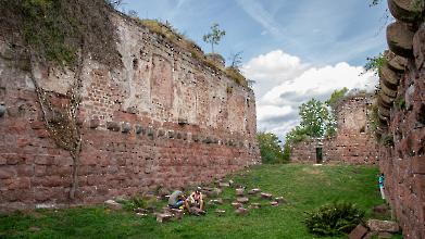 Burg Guirbaden Palas Nordwestansicht
