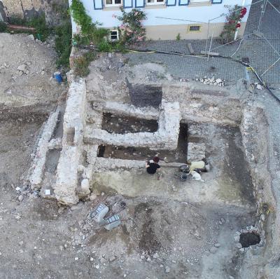 Bad Krozingen Reste_der_mittelalterlichen_Ortsburg_Quelle_LAD